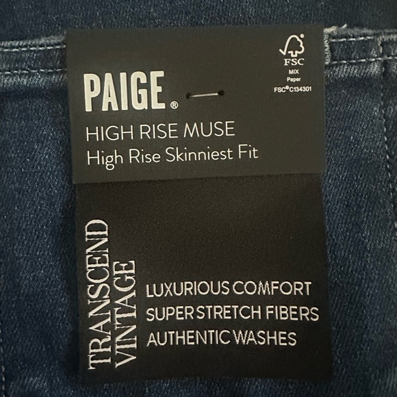 PAIGE High Rise Muse - Skinniest Fit Jeans - Picture 6 of 11